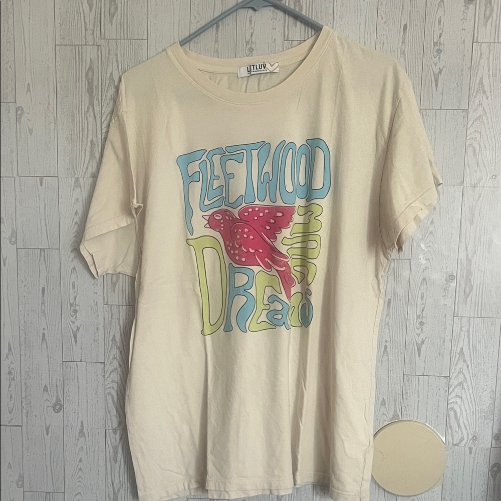 Fleetwood Dreams Graphic Tee - Cream
